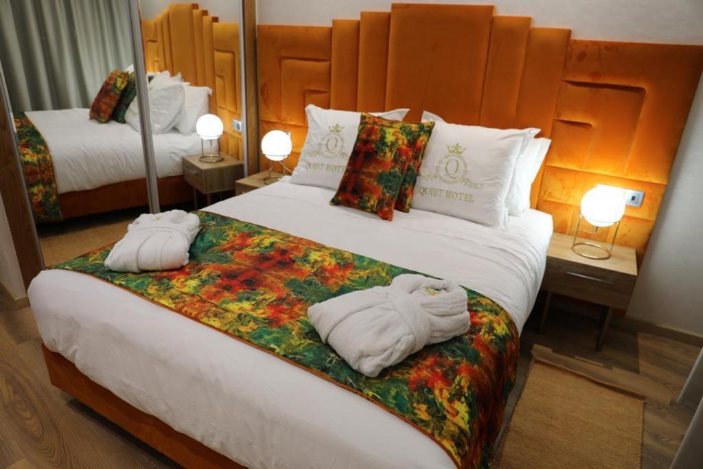 Quiet Hotel Касабланка Номер фото